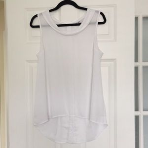 Nordstrom DR2 White Sleeveless Blouse with Button-Back